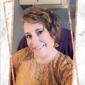 Meet your Posher, Brittney